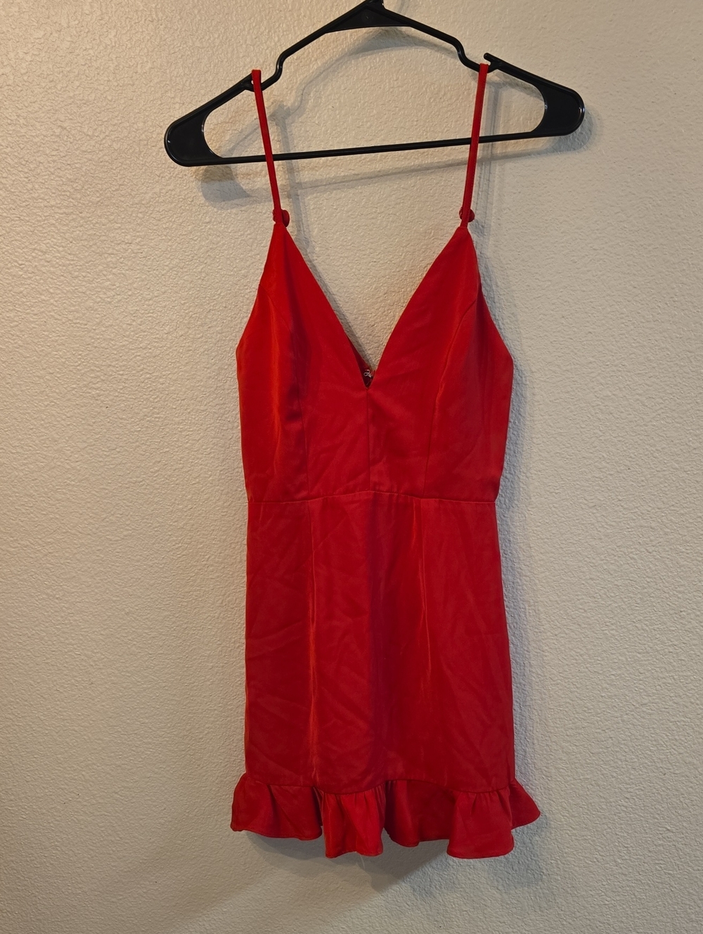 superdown Red V-Neck Ruffle-Hem Slip Dress